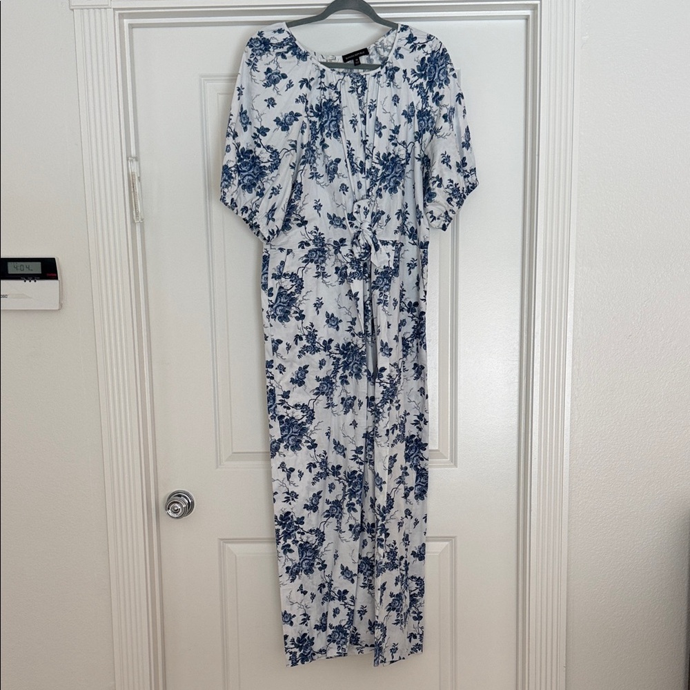 Banana Republic White and Navy Floral Tie-Waist Jumpsuit